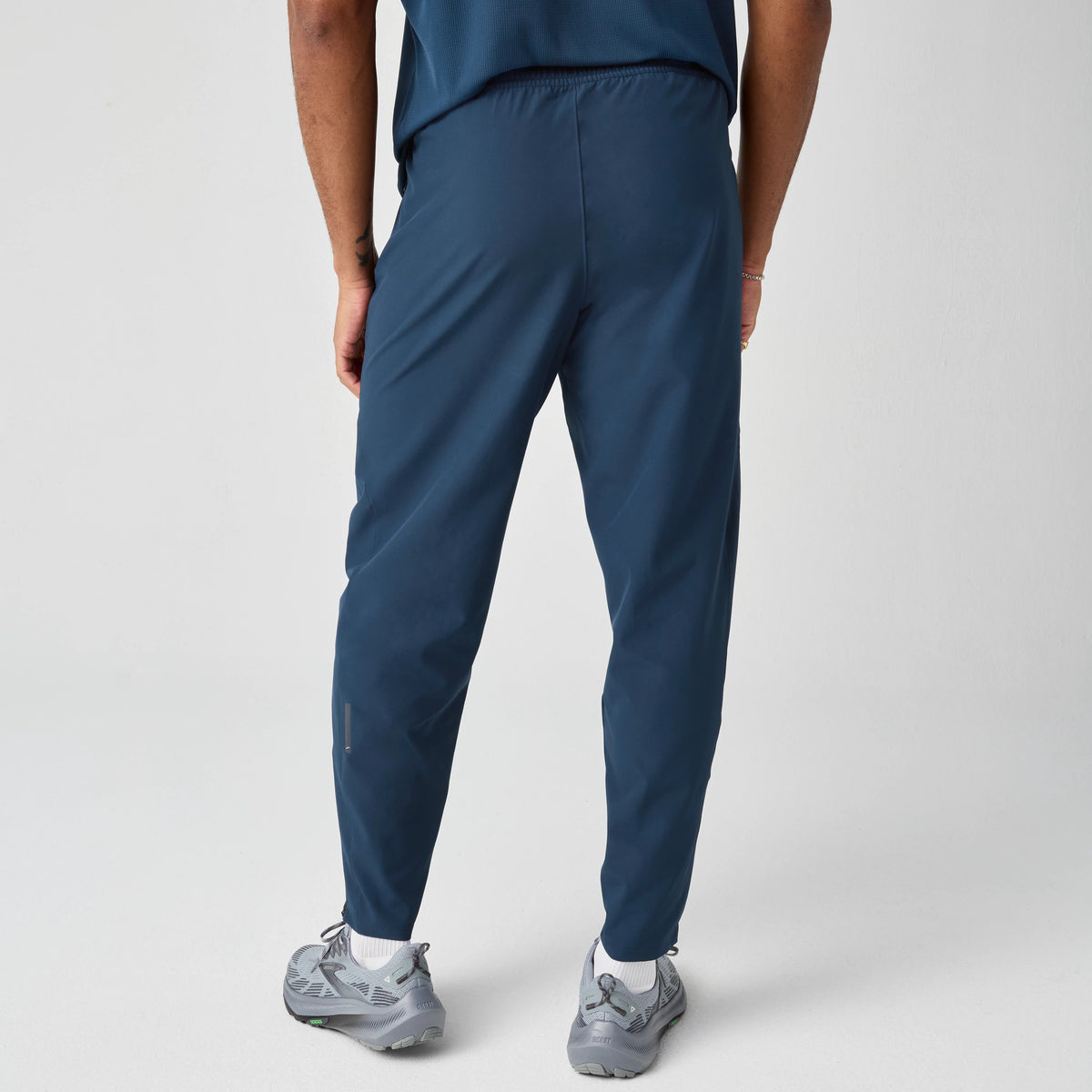 Men's Brooks Canopy Pants. Blue/Green.