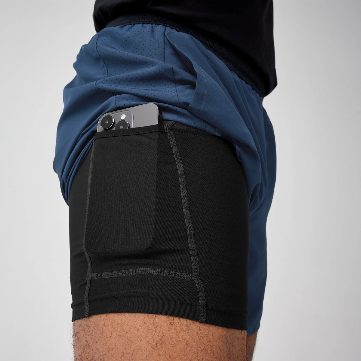 Men's Brooks Dash 6-inch 2-in-1 Shorts Midnight Run/Black detail view 2