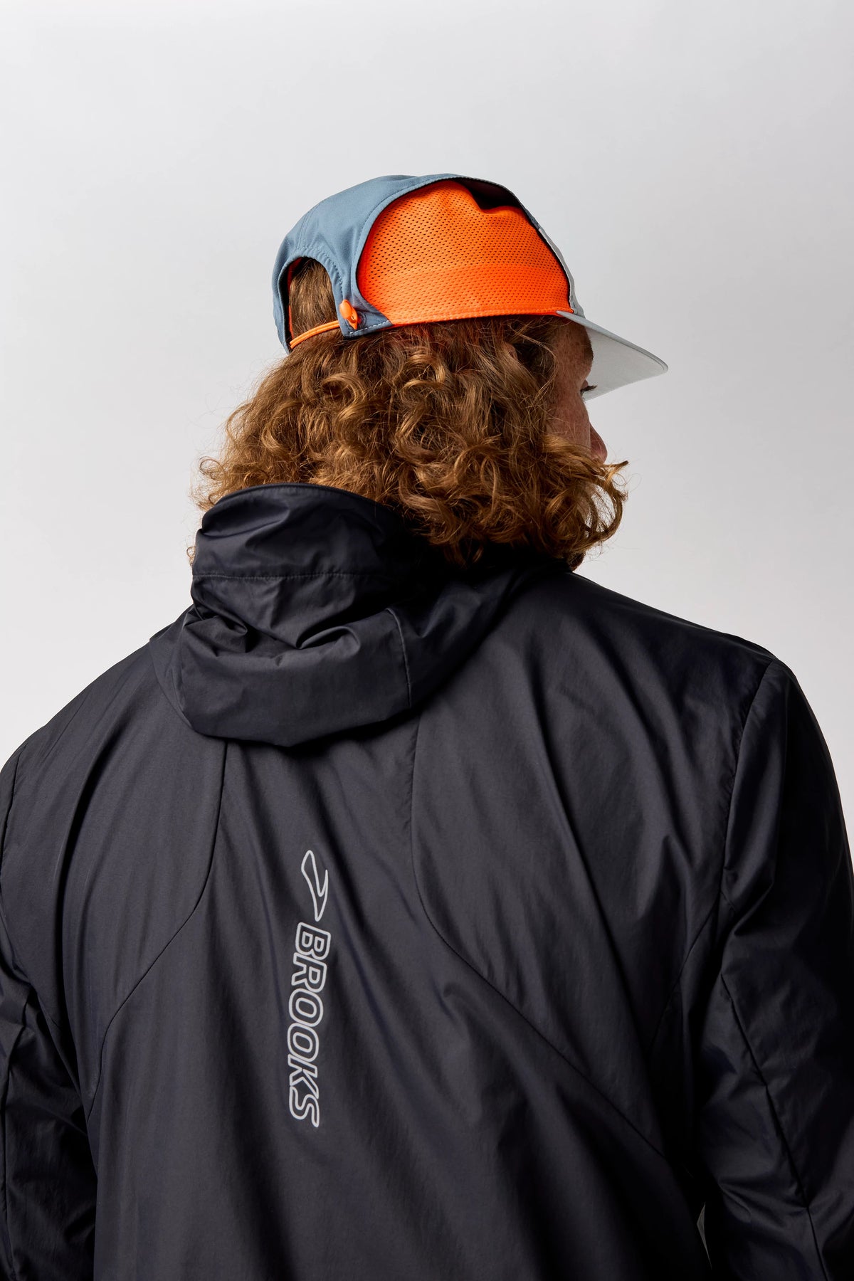 Brooks Propel Mesh Hat 2.0 in Smoke/Storm/Brooks Logo, back view