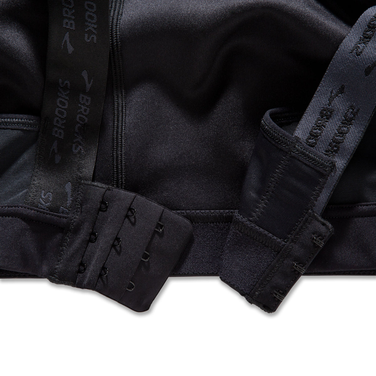 Women's Brooks Convertible 2.0 Sports Bra in Black, clasp detail.