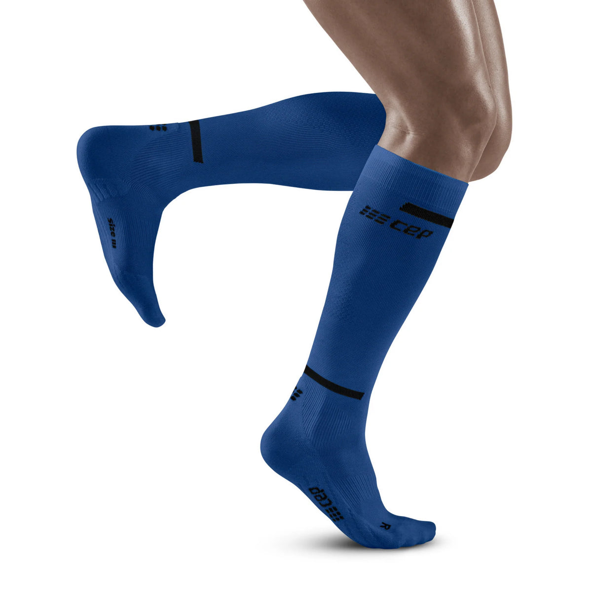 Men's CEP The Run Tall Sock 4.0. Blue. Lateral view.