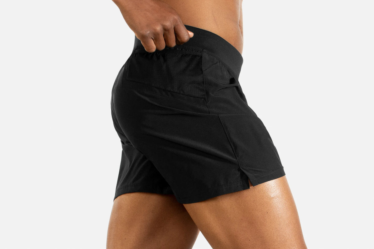 Men's Brooks Sherpa 5" Shorts. Black. Lateral view.