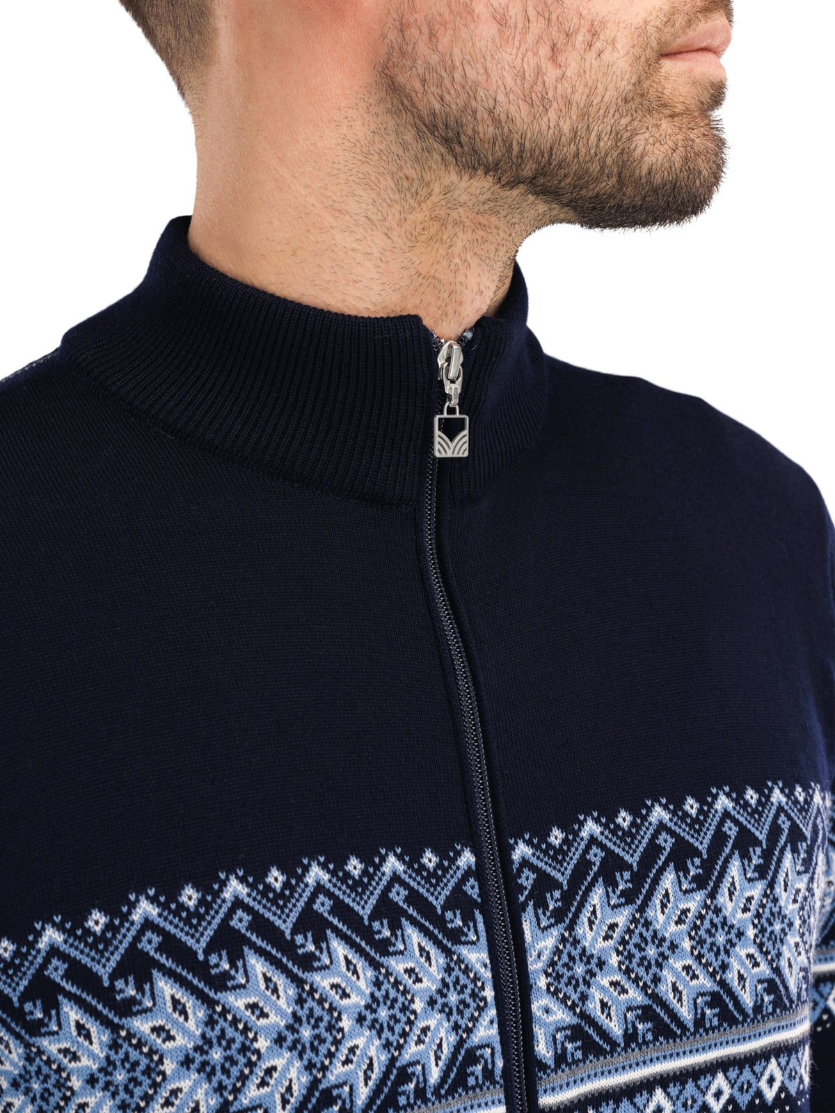 Dale of Norway Hovden Jacket, men’s, Navy/Off White/Blue Shadow – collar and chest detail
