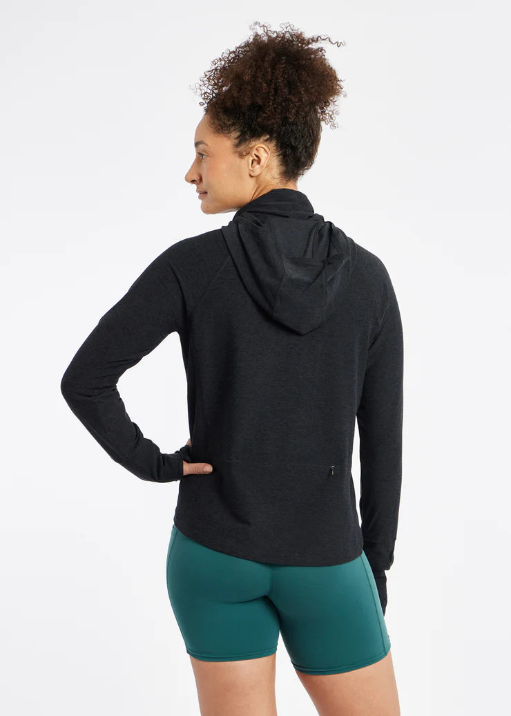 Oiselle Lux Highline Hoodie. Black.