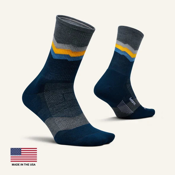 Feetures Merino 10 Max Cushion Mini Crew socks in Switchback Sapphire.