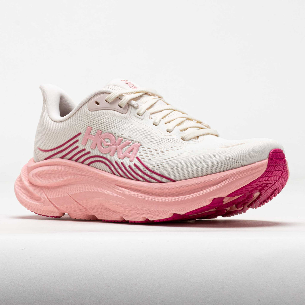 Women's HOKA Clifton 11 in Rose Cream/Dewy Pink – lateral view