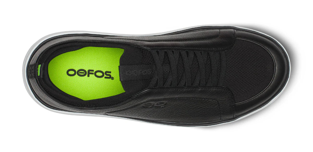 Men's Oofos. Club+. Black upper. White midsole. Top view.