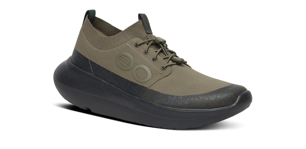 Men's Oofos Roam Ripstop. Green upper. Black midsole. Lateral view.