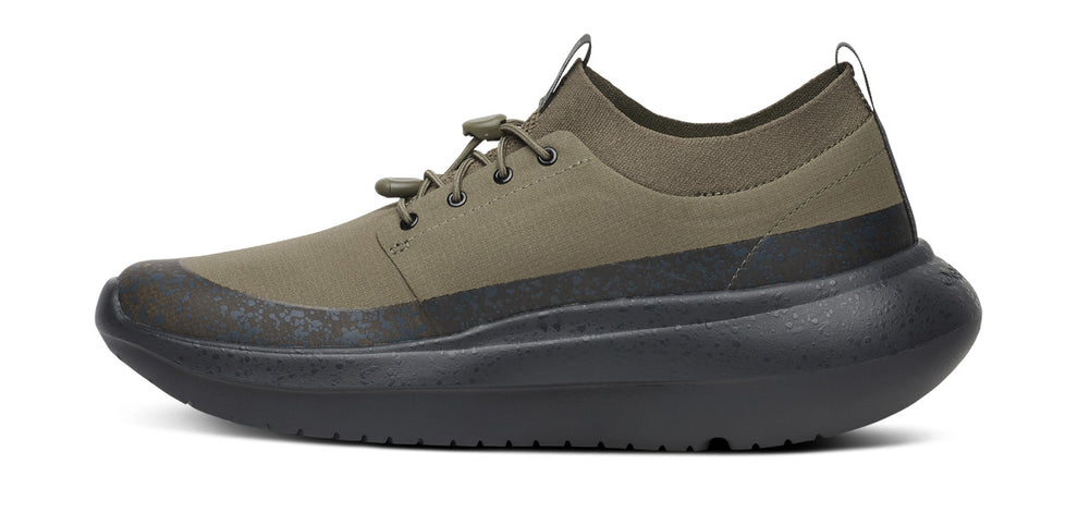 Men's Oofos Roam Ripstop. Green upper. Black midsole. Medial view.