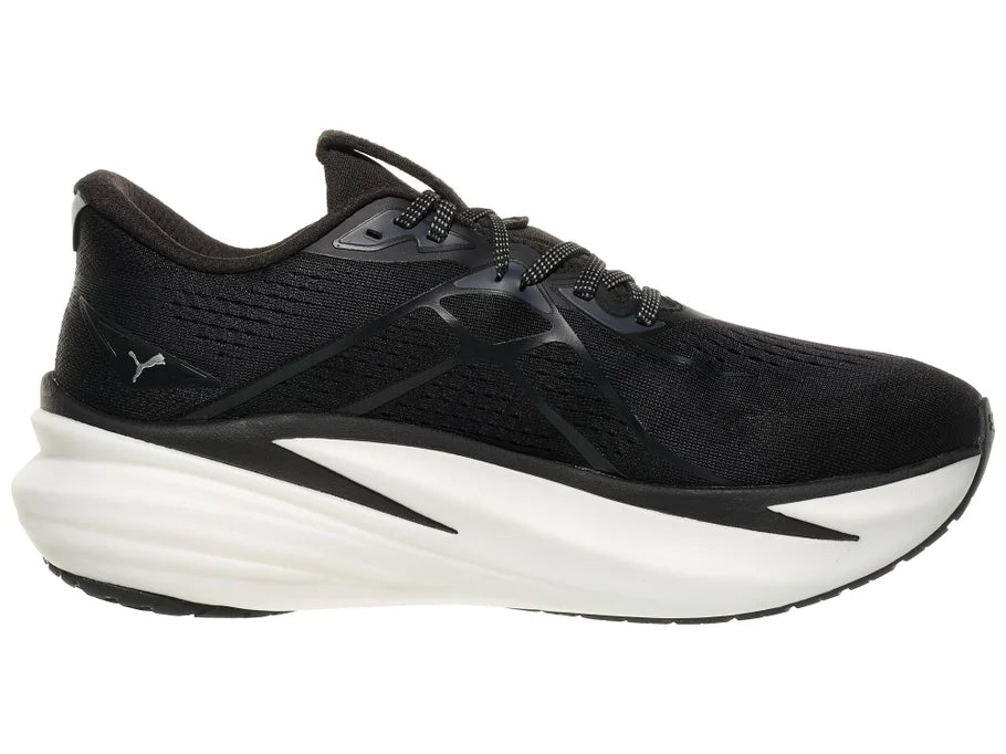 Men's PUMA MagMax Nitro 2. Black upper. White midsole. Medial view.