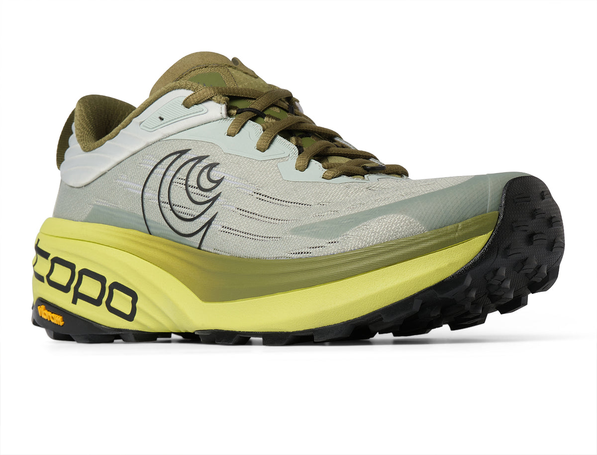 Men's Topo Vista. Light Green upper. Green midsole. Lateral view.