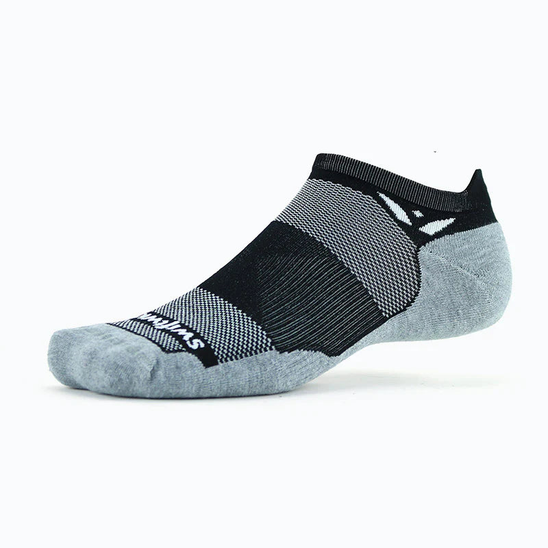 Unisex Swiftwick Maxus. Black. Lateral view.