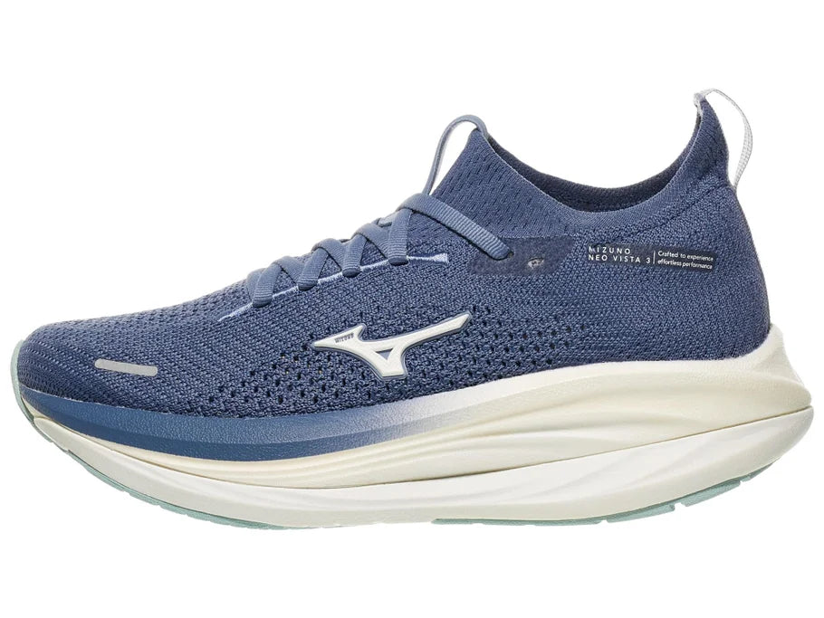 Women's Mizuno Neo Vista 3 in Wild Wind/White, lateral view.