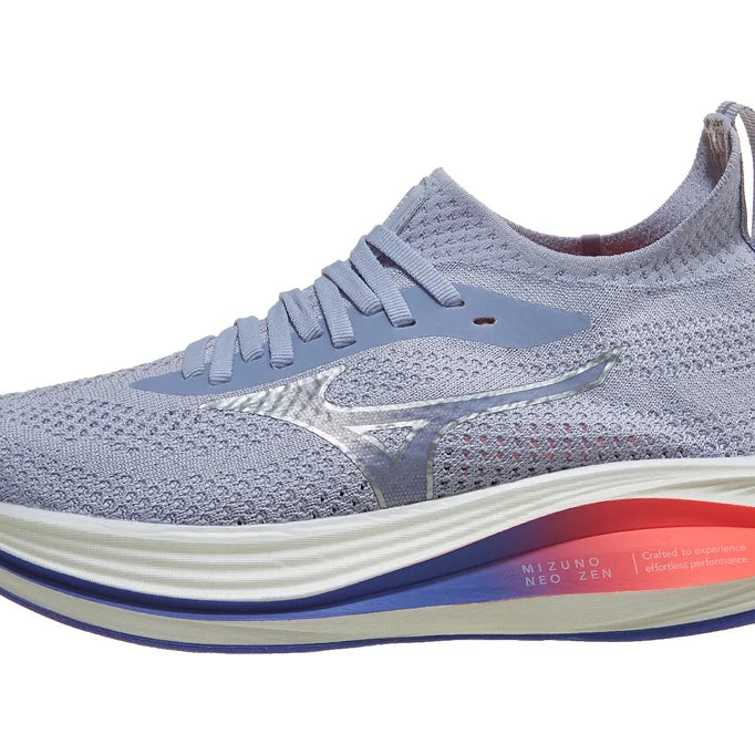 Women's Mizuno Neo Zen. Light Blue upper. White midsole. Lateral view.