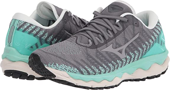 Women's Mizuno Wave Sky 4. Grey upper. Green midsole. Lateral view.