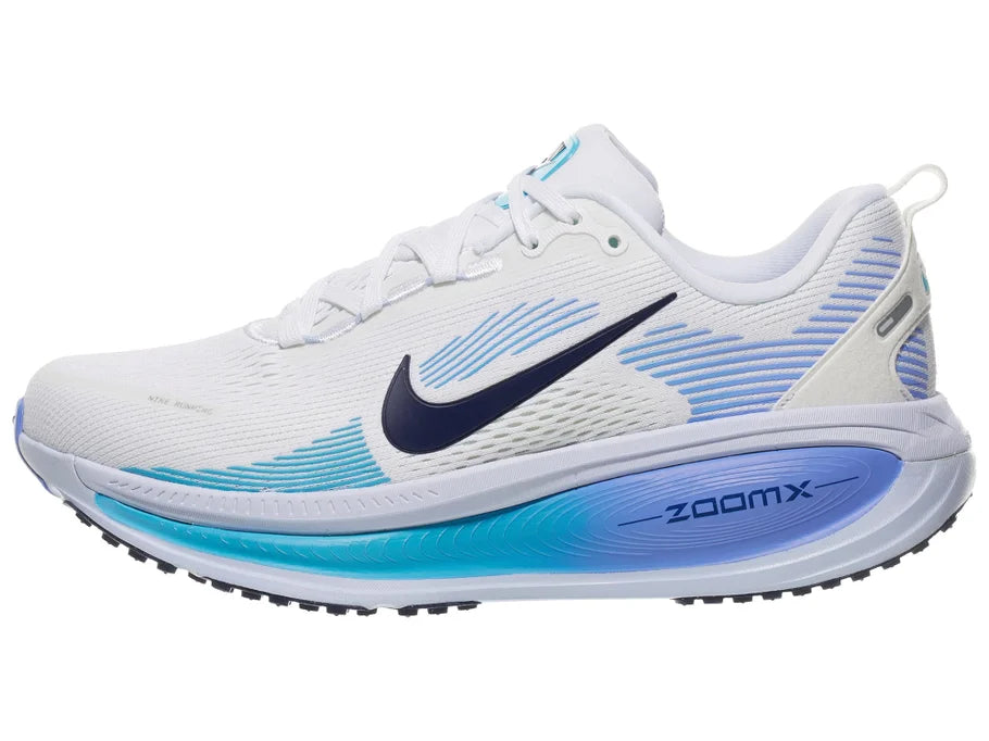 Women's Nike Vomero 18. White upper. Blue midsole. Lateral view.