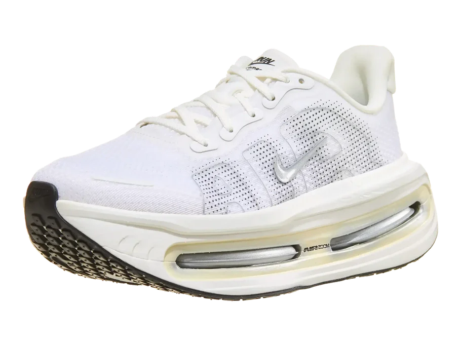 Women's Nike Vomero Premium. White upper. Off White midsole. Lateral view.