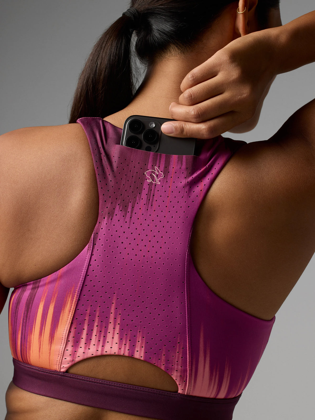 Women's rabbit Pocket Bra in Mauve Ikat Mother Runner, detail view