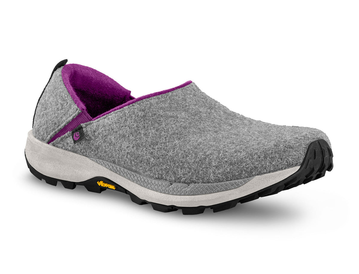 Women's Topo Athletic Rekovr 2 in Grey/Purple, lateral view.
