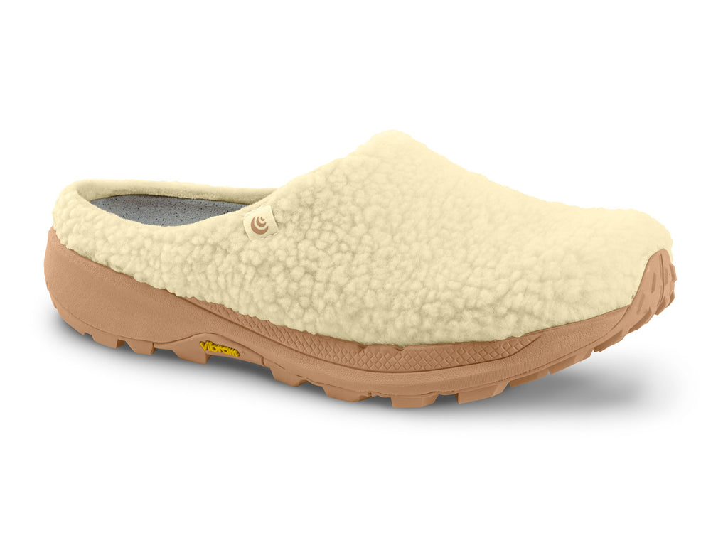 Women's Topo Athletic Revive. Off white upper. Tan midsole. Lateral view.