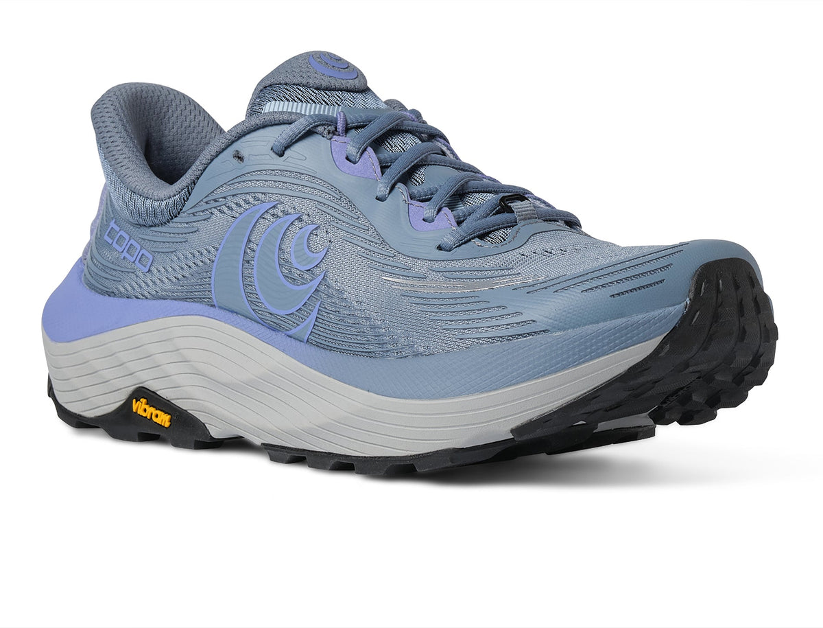 Women's Topo Ultraventure 5 in Grey/Blue – lateral view.