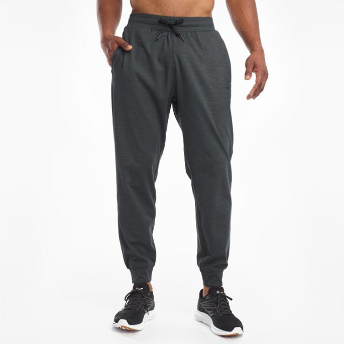 Men's Saucony Solstice Jogger. Dark Grey. Front view.