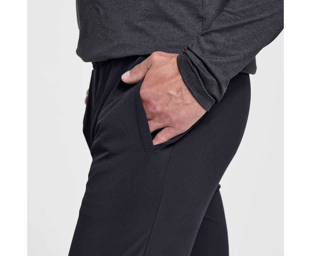 Men's Saucony Boston Pants. Black. Pocket closeup.