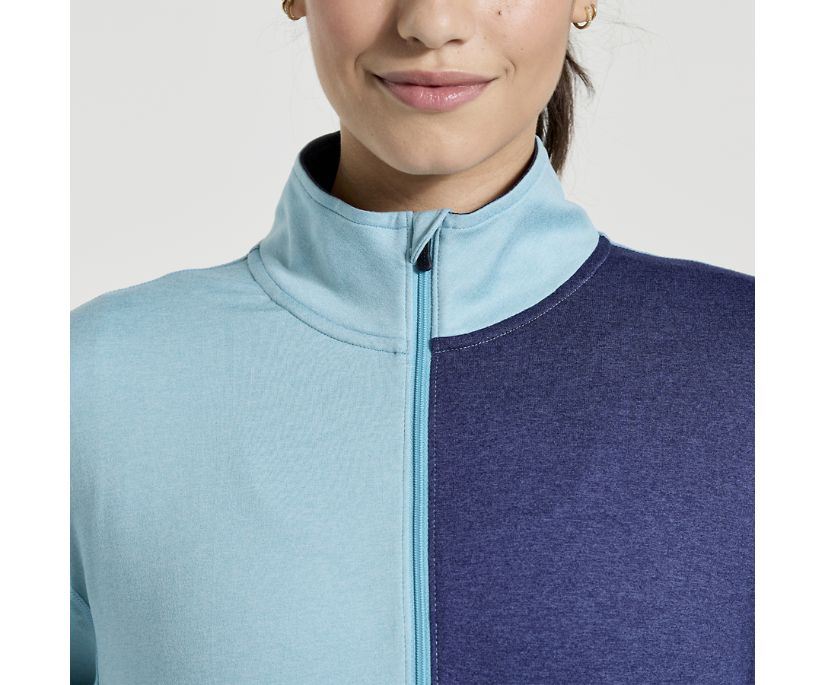 Women's Saucony Sunday 1/4 Zip. Light Blue. Front view.