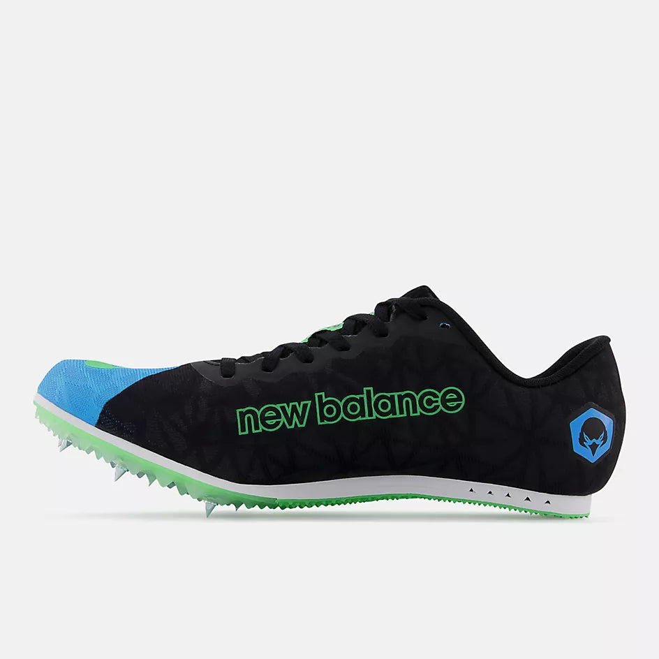Men's New Balance MD 500 v8. Black/Blue upper. Medial view.
