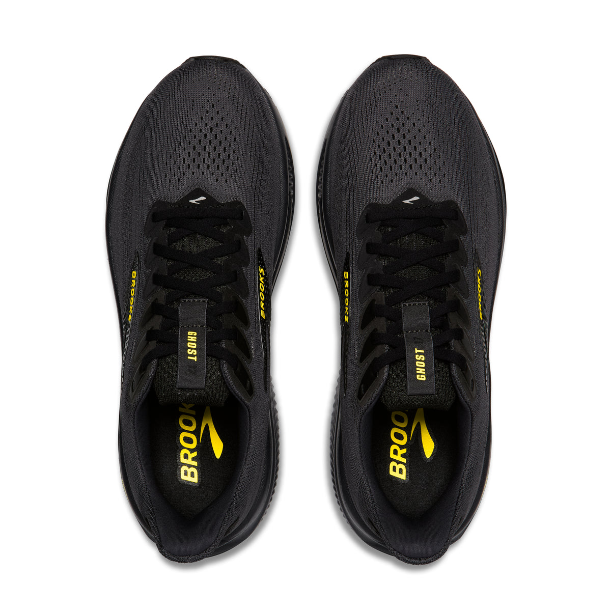 Men's Brooks Ghost 17. Black upper. Black midsole. Top view.