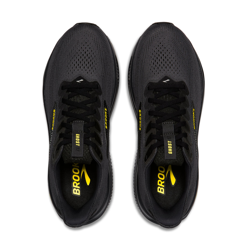 Men's Brooks Ghost 17. Black upper. Black midsole. Top view.