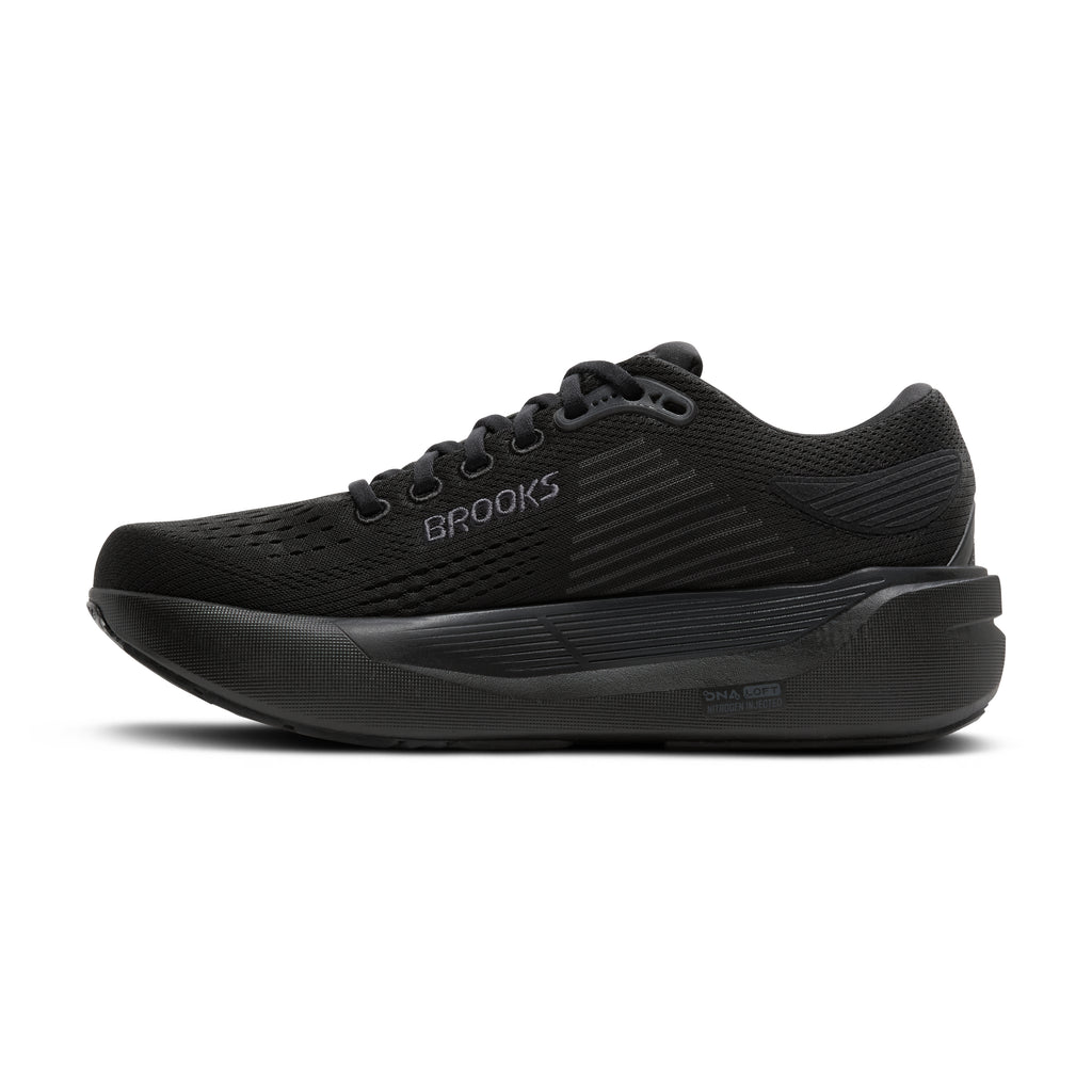 Men's Brooks Ghost Max 3. Black upper. Black midsole. Medial view.