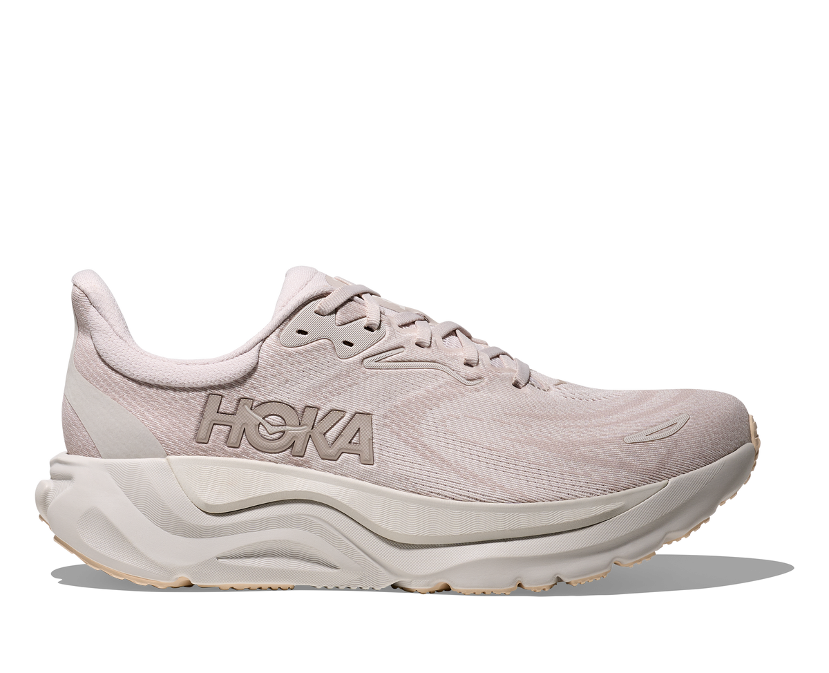 Men's HOKA Arahi 8 in Grout/Putty, lateral view.