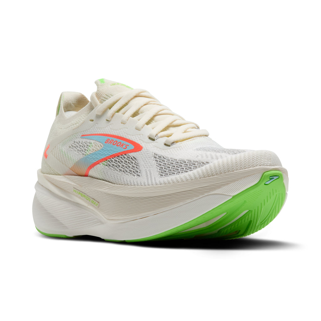 Women's Brooks Hyperion Max 3. Off White upper. Light Grey midsole. Lateral view.