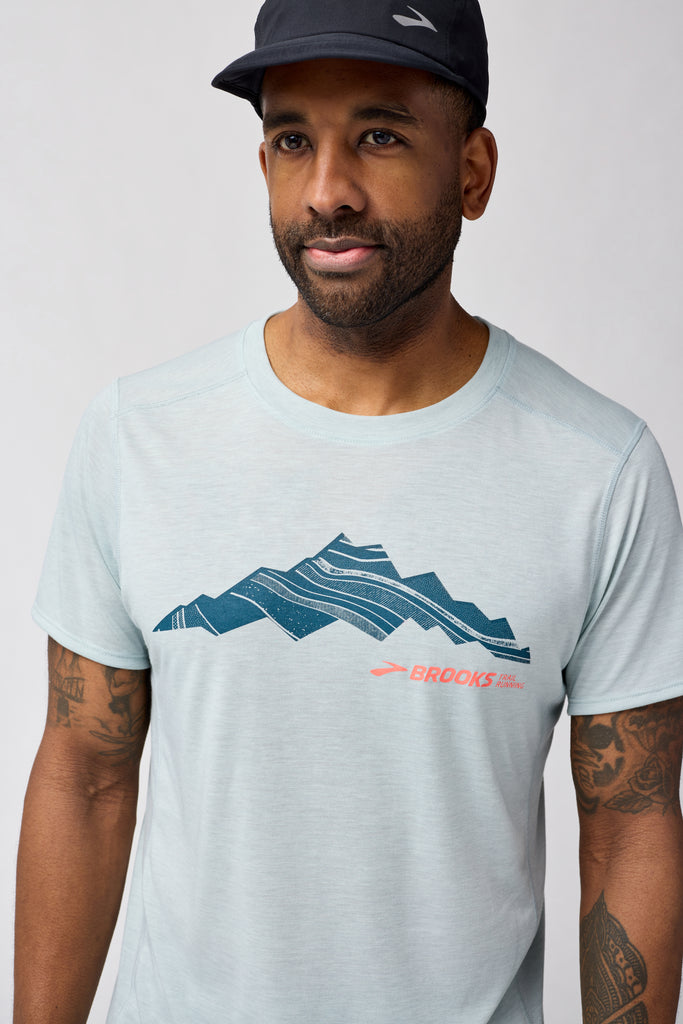 Men's Brooks Distance Short Sleeve 3.0. Heathered.