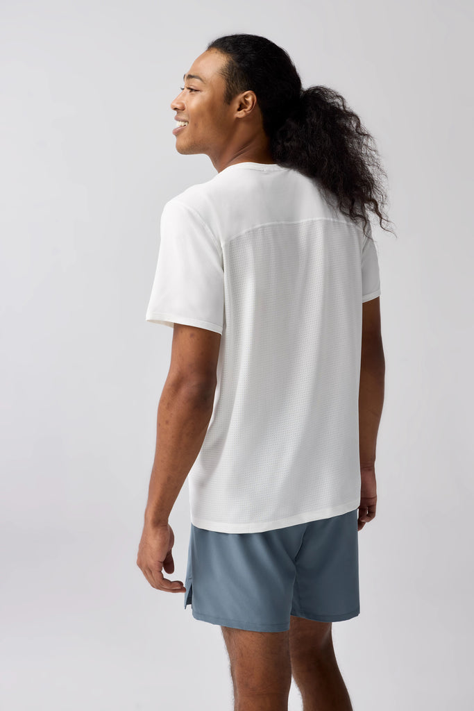 Men's Brooks Atmosphere Short Sleeve 3.0. White with Stripes.