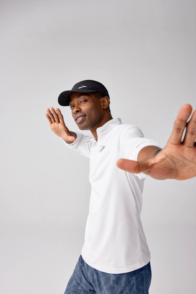 Men's Brooks Dash 1/2 Zip 3.0. White