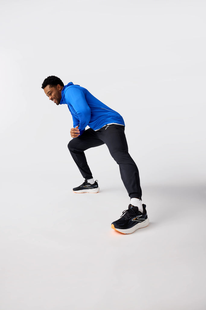 Men's Brooks Momentum Thermal Pants. Black.