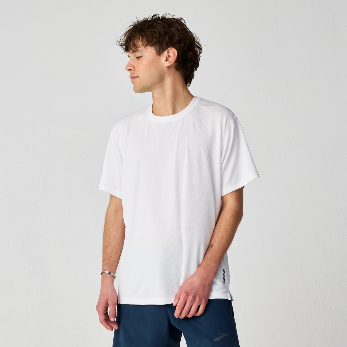 Men's Brooks Dash Short Sleeve. White.