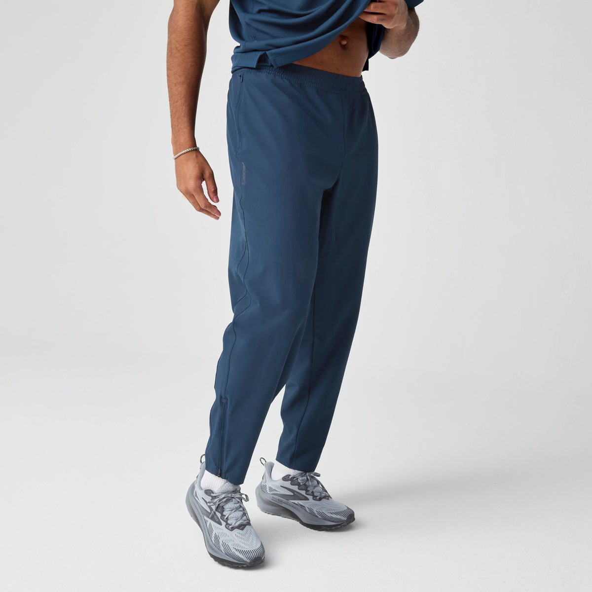 Men's Brooks Canopy Pants. Blue/Green.