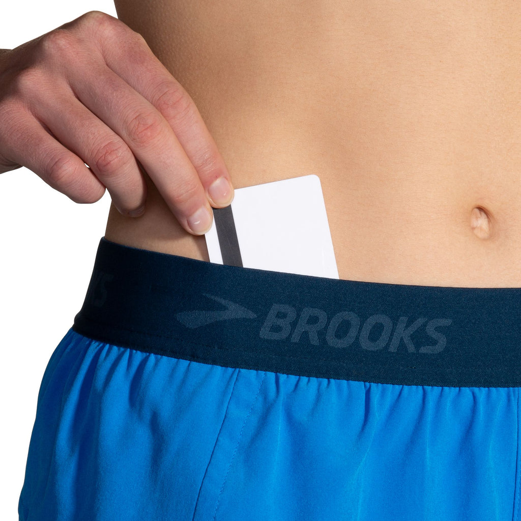 Women's Brooks Chaser 3" Shorts. Blue. Front pocket.