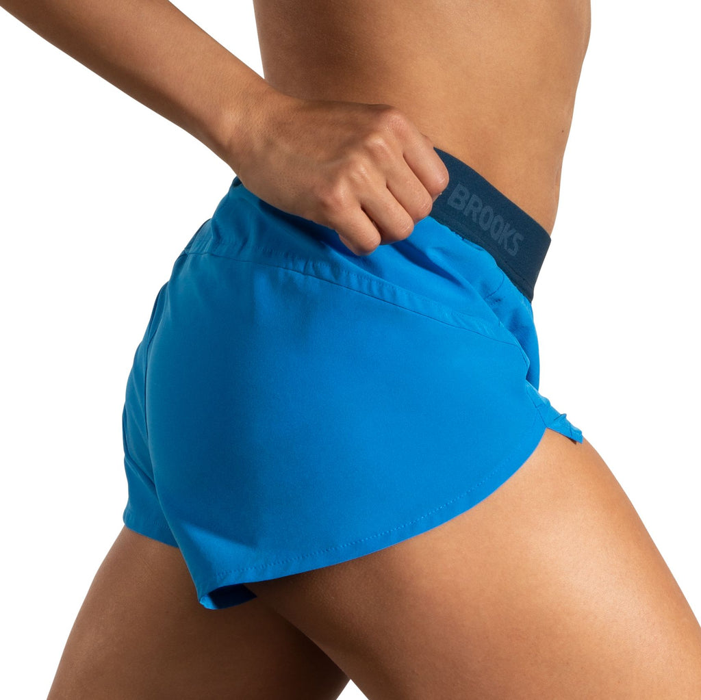 Women's Brooks Chaser 3" Shorts. Blue. Lateral view.