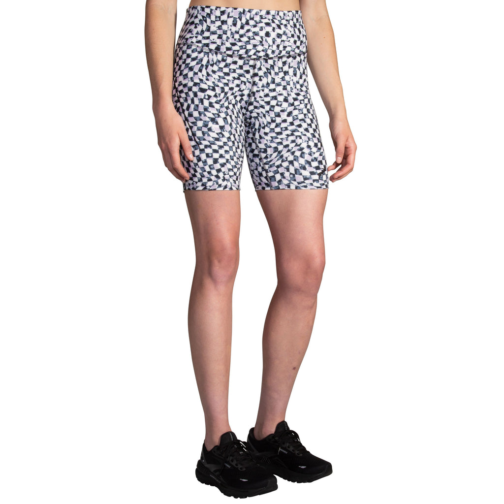 Women's Brooks Spark 8" Short Tights. Checkered. Front view.