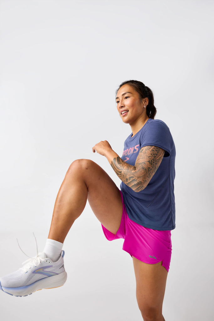 Women's Brooks Distance Short Sleeve 3.0. Blue/Grey.