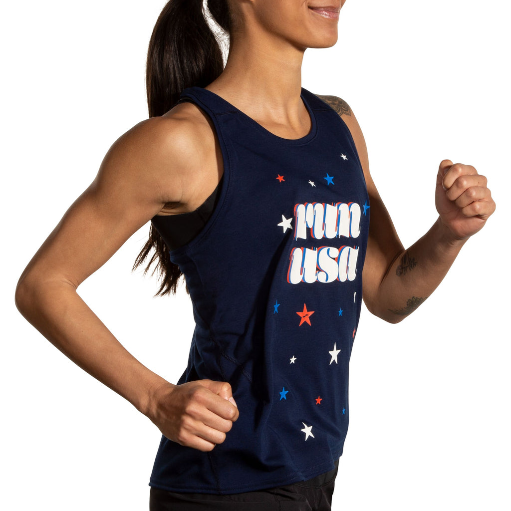 Women's Brooks Distance Tank 3.0. Navy. Lateral view.
