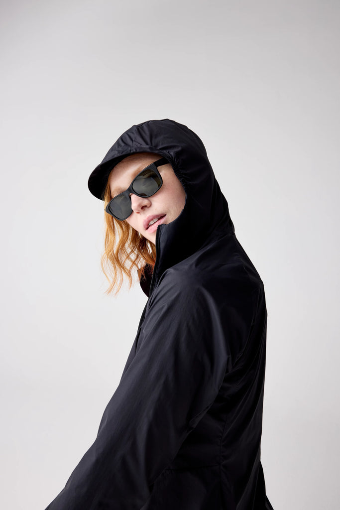 Women's Brooks Canopy Jacket. Black.