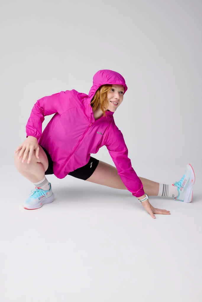 Women's Brooks Canopy Jacket. Magenta.