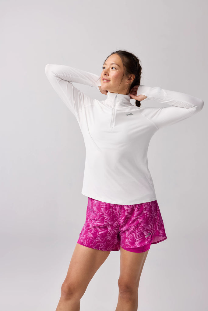 Women's Brooks Dash 1/2 Zip 3.0. White.