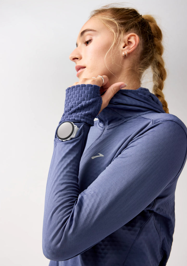 Women's Brooks Notch Thermal Hoodie 3.0. Grey.