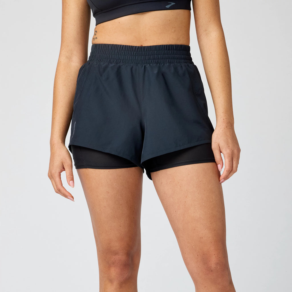 Women's Brooks Dash 2-in-1 Shorts. Black.